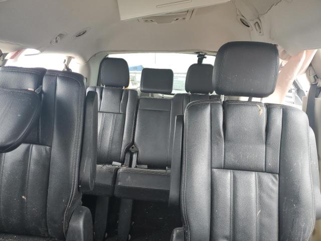 Photo 10 from auction – 2014 CHRYSLER TOWN & COU with VIN 2C4RC1BG9ER447857