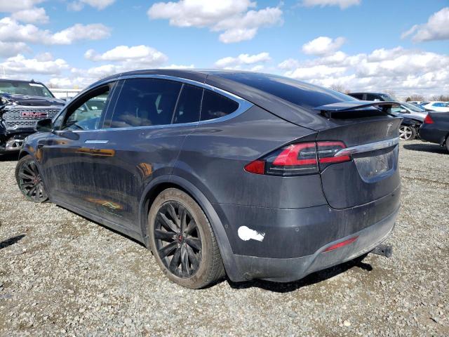 Photo 2 from auction – 2017 TESLA MODEL X with VIN 5YJXCBE2XHF037887