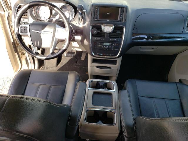 Photo 8 from auction – 2012 CHRYSLER TOWN & COU with VIN 2C4RC1BG9CR211027