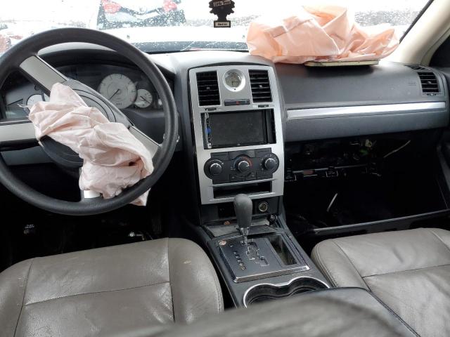 Photo 8 from auction – 2010 CHRYSLER 300 TOURIN with VIN 2C3CA1CV2AH318811