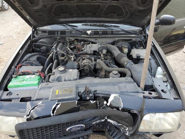 Photo 11 from auction – 2006 FORD CROWN VICT with VIN 2FAHP71W36X151733