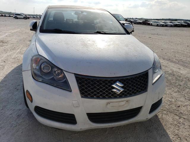 Photo 5 from auction – 2010 SUZUKI KIZASHI SE with VIN JS2RE9A38A6101085