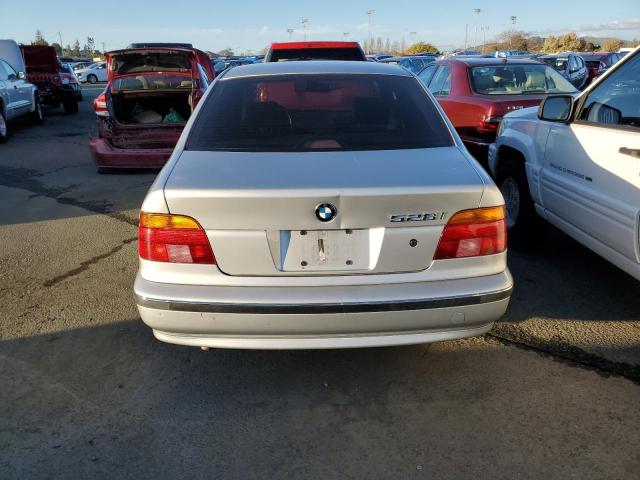 Photo 6 from auction – 2000 BMW 528 I AUTO with VIN WBADM6341YGU26500