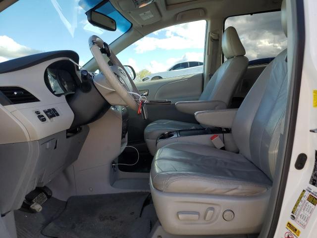 Photo 7 from auction – 2011 TOYOTA SIENNA XLE with VIN 5TDDK3DC7BS002751