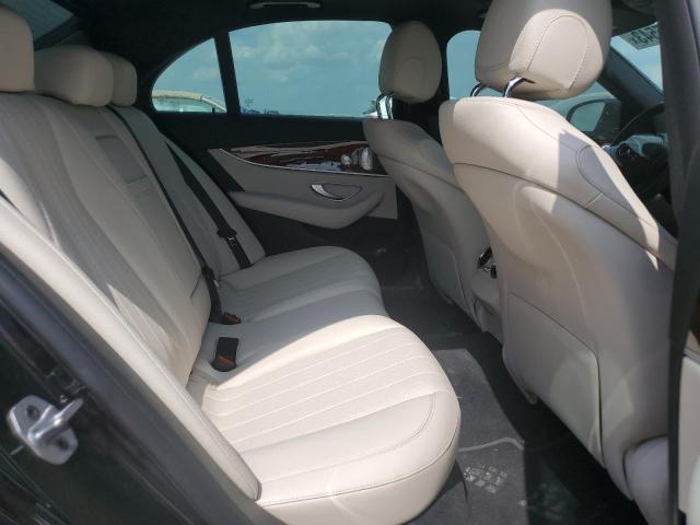 Photo 10 from auction – 2018 MERCEDES-BENZ E 300 with VIN WDDZF4JB6JA467129