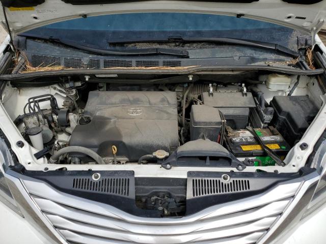 Photo 12 from auction – 2015 TOYOTA SIENNA XLE with VIN 5TDDK3DC8FS124864