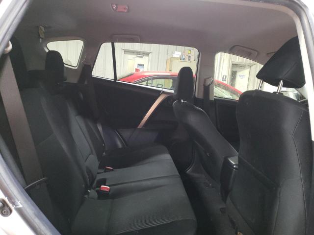 Photo 10 from auction – 2015 TOYOTA RAV4 LE with VIN JTMZFREV2FD043805