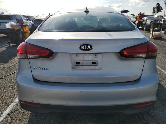 Photo 6 from auction – 2017 KIA FORTE LX with VIN 3KPFK4A79HE084197