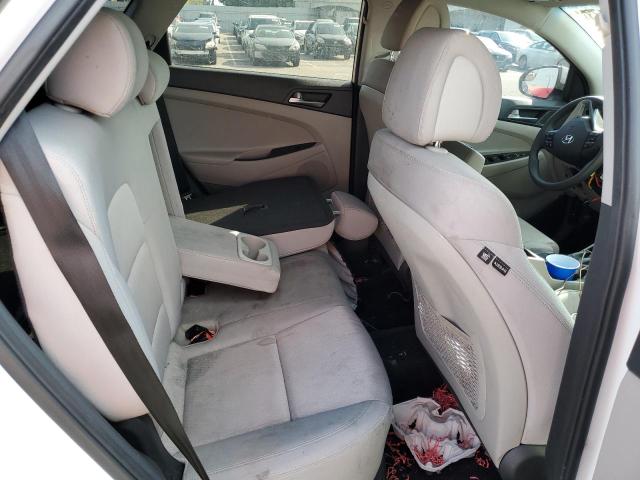 Photo 10 from auction – 2018 HYUNDAI TUCSON SE with VIN KM8J23A44JU620194