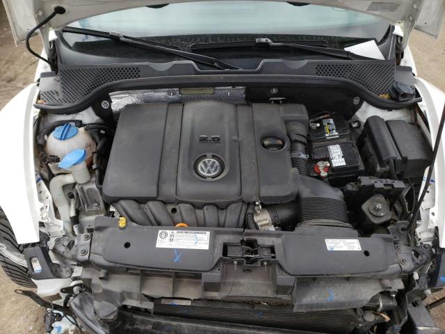 Photo 11 from auction – 2014 VOLKSWAGEN BEETLE with VIN 3VWJP7AT2EM608217