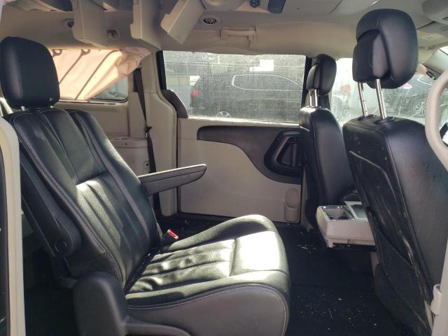 Photo 11 from auction – 2014 CHRYSLER TOWN & COU with VIN 2C4RC1CG8ER147807