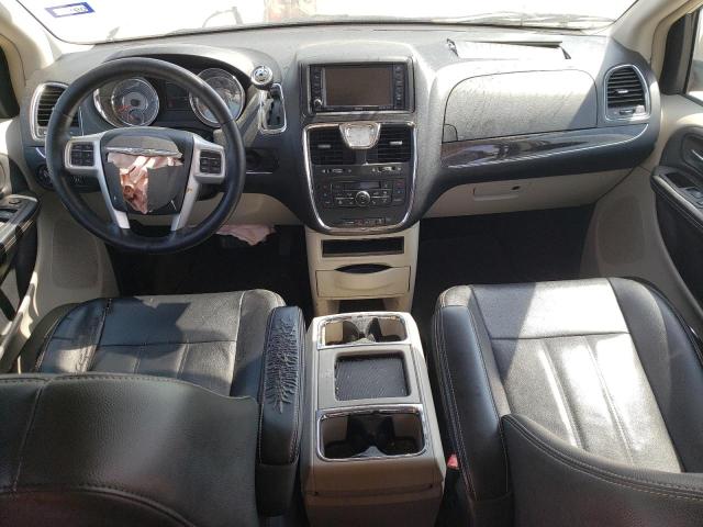 Photo 8 from auction – 2015 CHRYSLER TOWN & COU with VIN 2C4RC1BG0FR740709