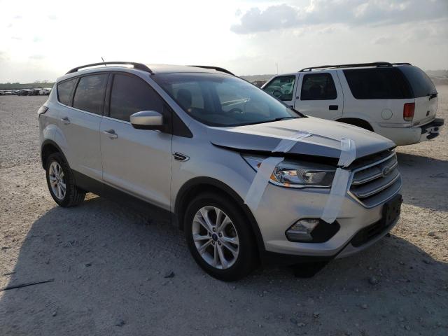Photo 4 from auction – 2018 FORD ESCAPE SE with VIN 1FMCU0GD2JUA63634