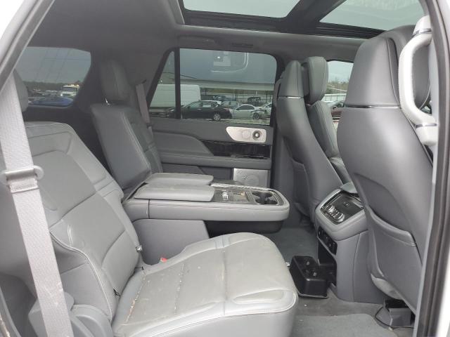 Photo 11 from auction – 2018 LINCOLN NAVIGATOR with VIN 5LMJJ2LT1JEL13963