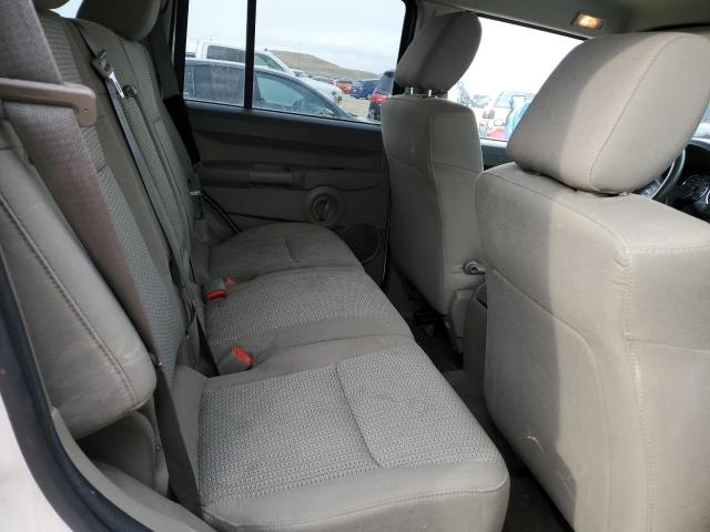 Photo 11 from auction – 2007 JEEP COMMANDER with VIN 1J8HG48K17C663865