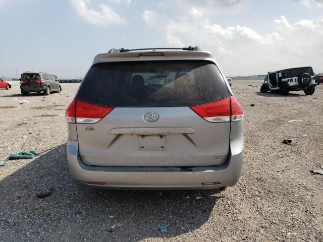 Photo 6 from auction – 2013 TOYOTA SIENNA LE with VIN 5TDKK3DC4DS313256
