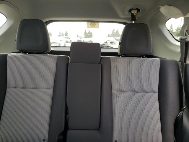 Photo 10 from auction – 2015 TOYOTA RAV4 LE with VIN JTMZFREV3FJ031244