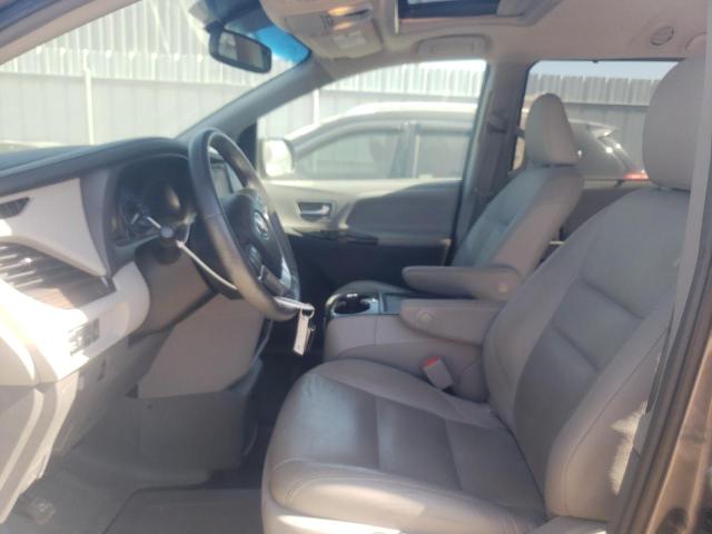 Photo 7 from auction – 2016 TOYOTA SIENNA XLE with VIN 5TDYK3DC8GS756671