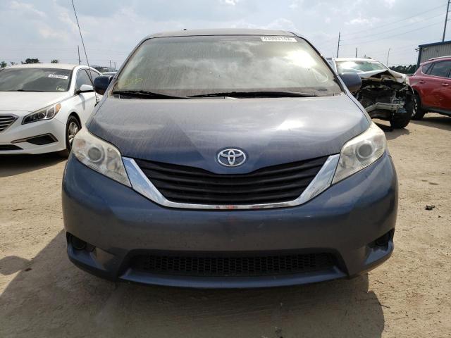 Photo 5 from auction – 2014 TOYOTA SIENNA LE with VIN 5TDKK3DCXES441437