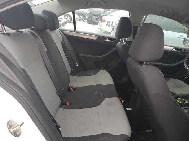 Photo 10 from auction – 2017 VOLKSWAGEN JETTA S with VIN 3VW2B7AJ7HM282971