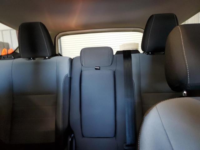 Photo 10 from auction – 2016 FORD ESCAPE SE with VIN 1FMCU9GX3GUA19214