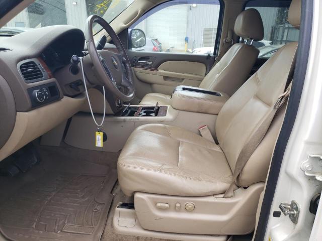 Photo 7 from auction – 2011 CHEVROLET SUBURBAN C with VIN 1GNSCKE02BR377097