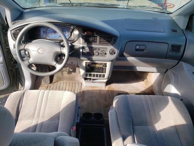 Photo 8 from auction – 2001 TOYOTA SIENNA CE with VIN 4T3ZF19C71U324598