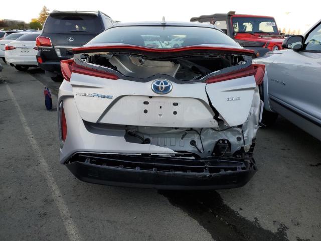 Photo 6 from auction – 2022 TOYOTA PRIUS PRIM with VIN JTDKAMFP7N3220937