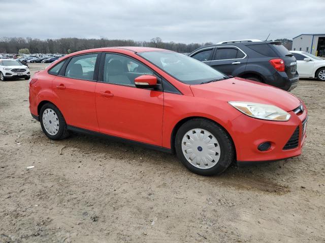 Photo 4 from auction – 2014 FORD FOCUS SE with VIN 1FADP3F21EL135278
