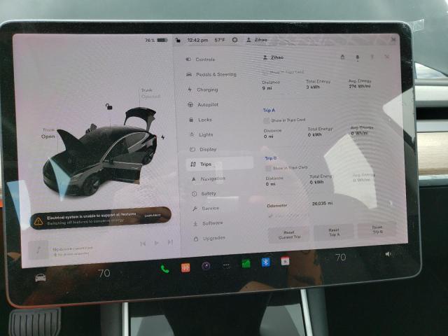 Photo 9 from auction – 2018 TESLA MODEL 3 with VIN 5YJ3E1EA6JF165835