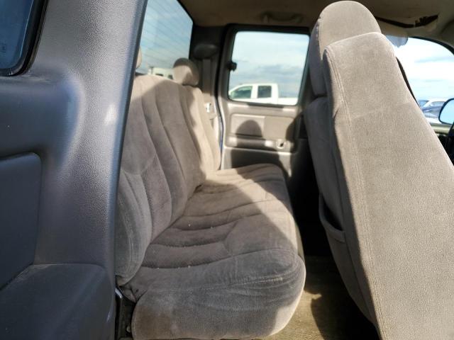 Photo 10 from auction – 2004 CHEVROLET SILVERADO with VIN 2GCEC19T741357203