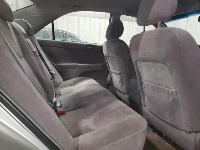 Photo 10 from auction – 2004 TOYOTA CAMRY LE with VIN JTDBE32K040261631