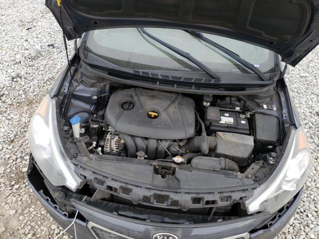Photo 11 from auction – 2016 KIA FORTE LX with VIN KNAFK4A60G5613082
