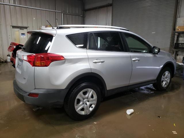 Photo 3 from auction – 2015 TOYOTA RAV4 LE with VIN JTMZFREV2FD043805