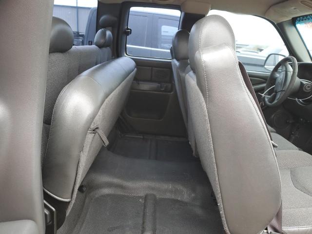 Photo 10 from auction – 2003 CHEVROLET SILVERADO with VIN 2GCEC19X831288815