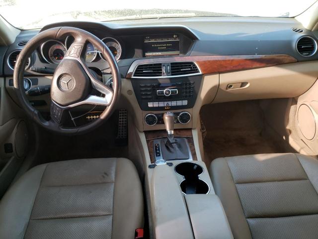 Photo 8 from auction – 2012 MERCEDES-BENZ C 250 with VIN WDDGF4HB5CA645080
