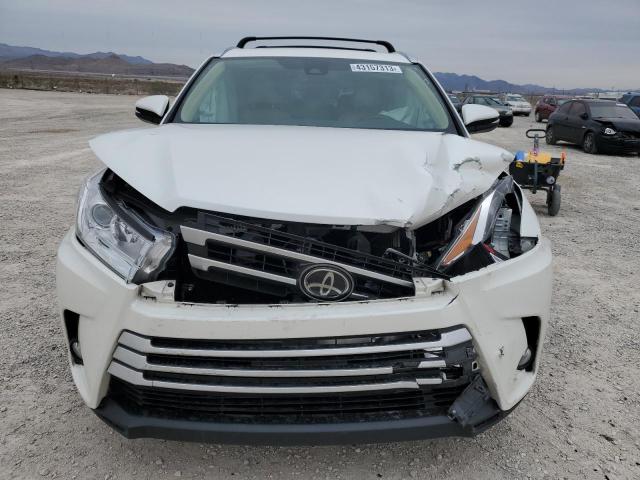 Photo 5 from auction – 2017 TOYOTA HIGHLANDER with VIN 5TDJZRFH3HS437561