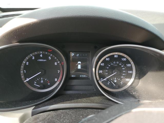 Photo 9 from auction – 2017 HYUNDAI SANTA FE S with VIN 5NMZU3LB0HH002482