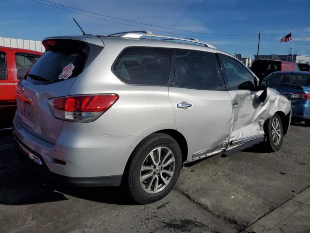 Photo 3 from auction – 2015 NISSAN PATHFINDER with VIN 5N1AR2MN3FC653162
