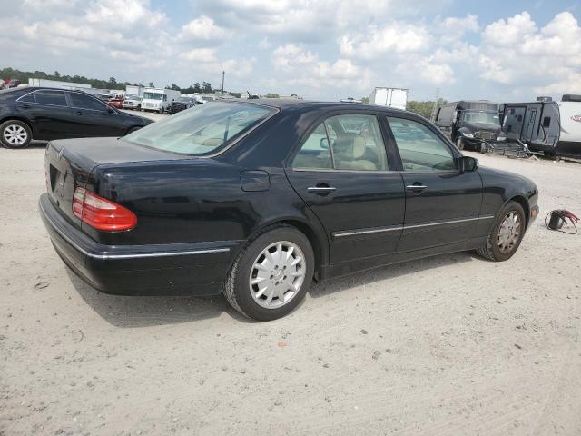 Photo 3 from auction – 2000 MERCEDES-BENZ E 320 with VIN WDBJF65J8YB080735
