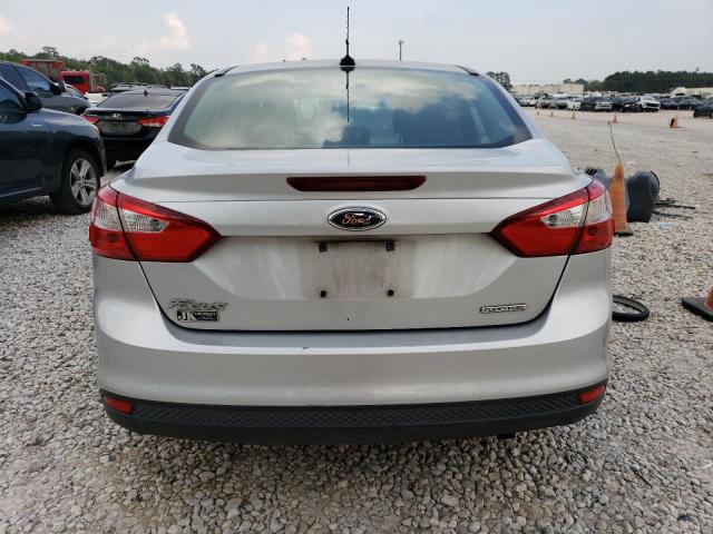 Photo 6 from auction – 2012 FORD FOCUS S with VIN 1FAHP3E25CL420355