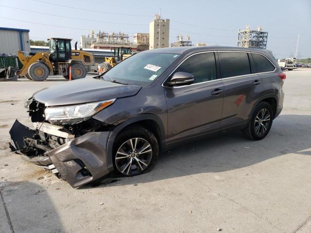 TOYOTA HIGHLANDER 2017 with VIN 5TDZARFH3HS027949 - Photo from auction