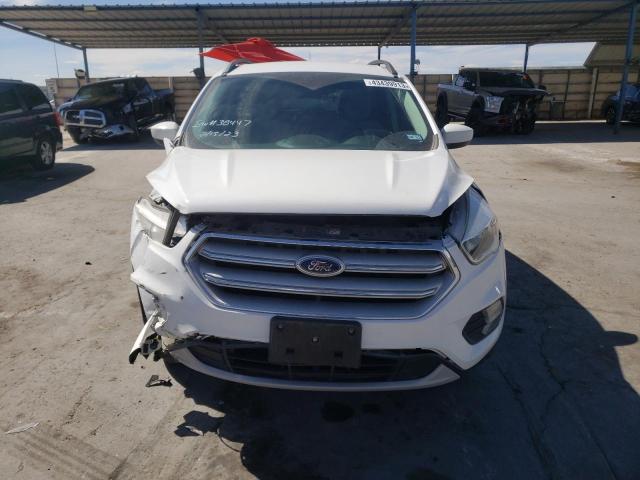 Photo 5 from auction – 2018 FORD ESCAPE SE with VIN 1FMCU9GD3JUD43535