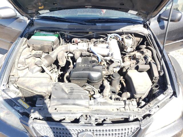 Photo 11 from auction – 2002 LEXUS IS 300 with VIN JTHBD192920053000