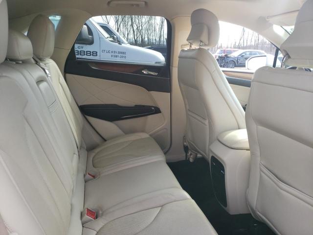 Photo 10 from auction – 2015 LINCOLN MKC with VIN 5LMTJ2AHXFUJ37905