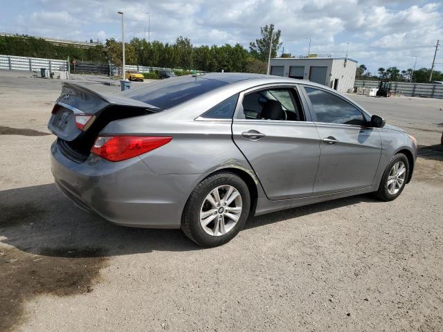 Photo 3 from auction – 2013 HYUNDAI SONATA GLS with VIN 5NPEB4AC8DH555240
