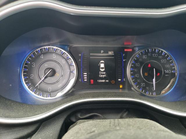 Photo 9 from auction – 2015 CHRYSLER 200 LIMITE with VIN 1C3CCCAB3FN685116