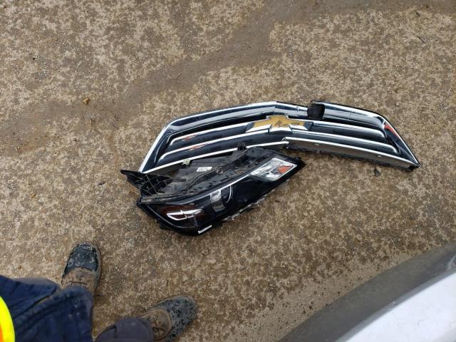 Photo 12 from auction – 2018 CHEVROLET IMPALA LT with VIN 2G1105S37J9141866