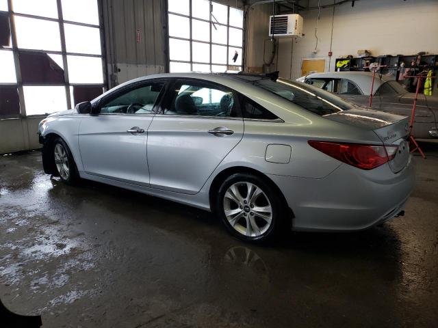 Photo 2 from auction – 2013 HYUNDAI SONATA SE with VIN 5NPEC4AC5DH554303