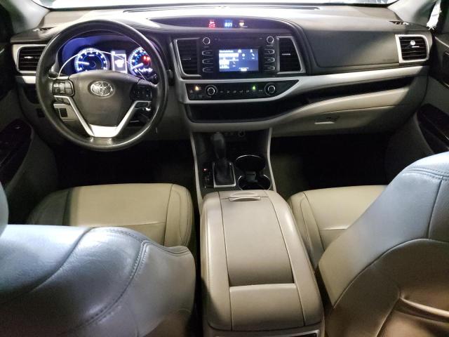Photo 8 from auction – 2018 TOYOTA HIGHLANDER with VIN 5TDBZRFH0JS828211